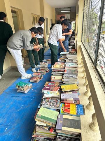 Cottonians Lend a Helping Hand to Restore a Public Library 26