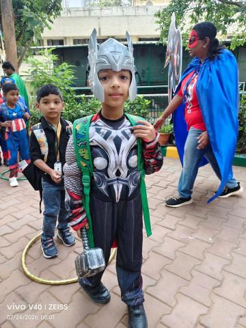 Meet the Marvels - A Superhero Bagless Day! - 26