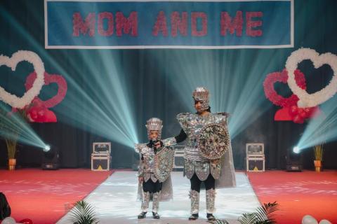 MOM AND ME - ALBUM - 4