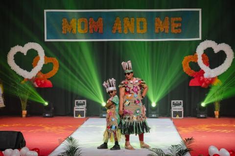 MOM AND ME - ALBUM - 4