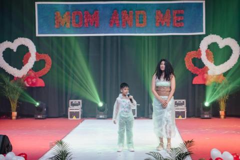 MOM AND ME - ALBUM - 4