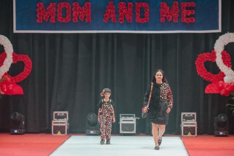 MOM AND ME - ALBUM - 4