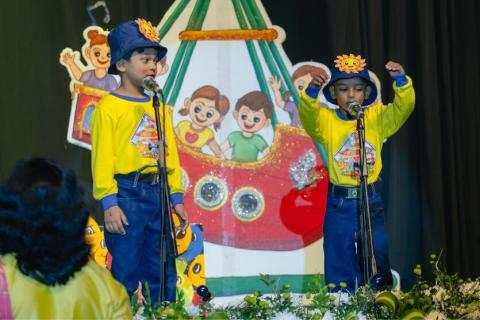 RHYTHM & RHYME TIME - Album 4