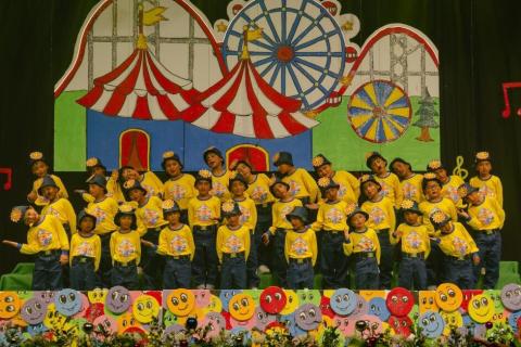 RHYTHM & RHYME TIME - Album 4