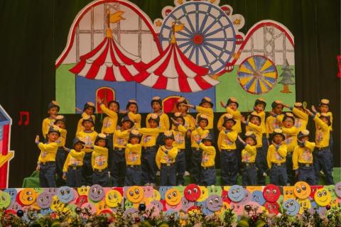 RHYTHM & RHYME TIME - Album 4