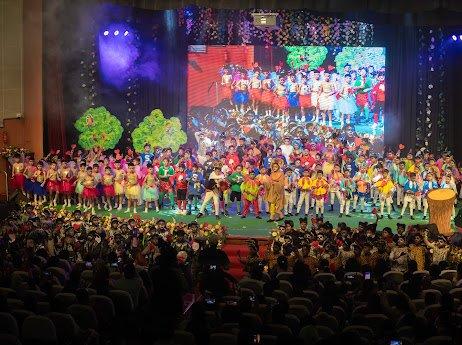 The Junior School Annual Prize Day 25