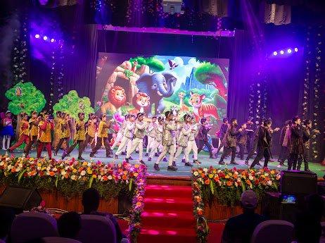 The Junior School Annual Prize Day 25